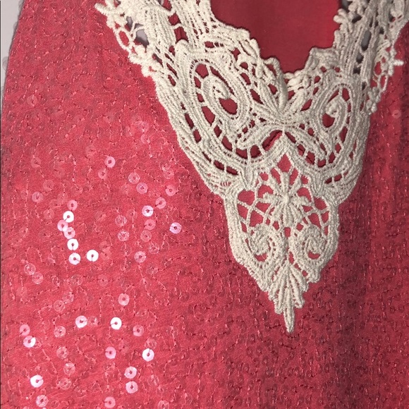 Pink sequin express tank - Picture 5 of 5